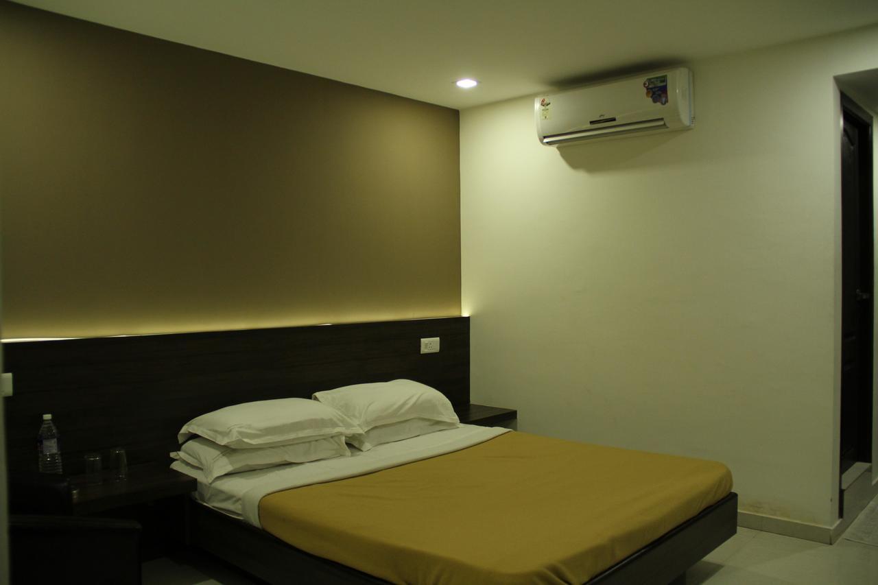 Sugam Hotel Pvt Ltd Coimbatore Exterior foto