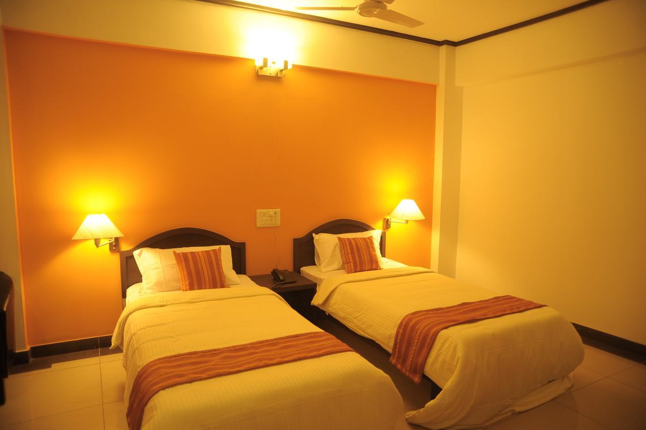 Sugam Hotel Pvt Ltd Coimbatore Exterior foto